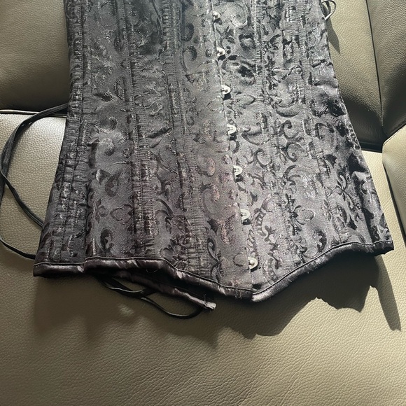 Charmian Shaper Corset - Picture 2 of 11